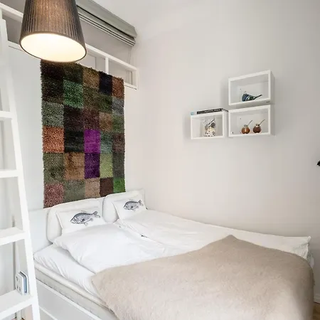 Luxury Design Gem In Center With Sauna And Workspace *